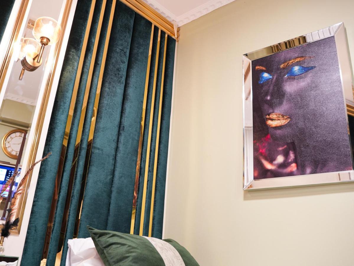 Whitemoon Hotel Suites Taksim Istanbul Exteriör bild
