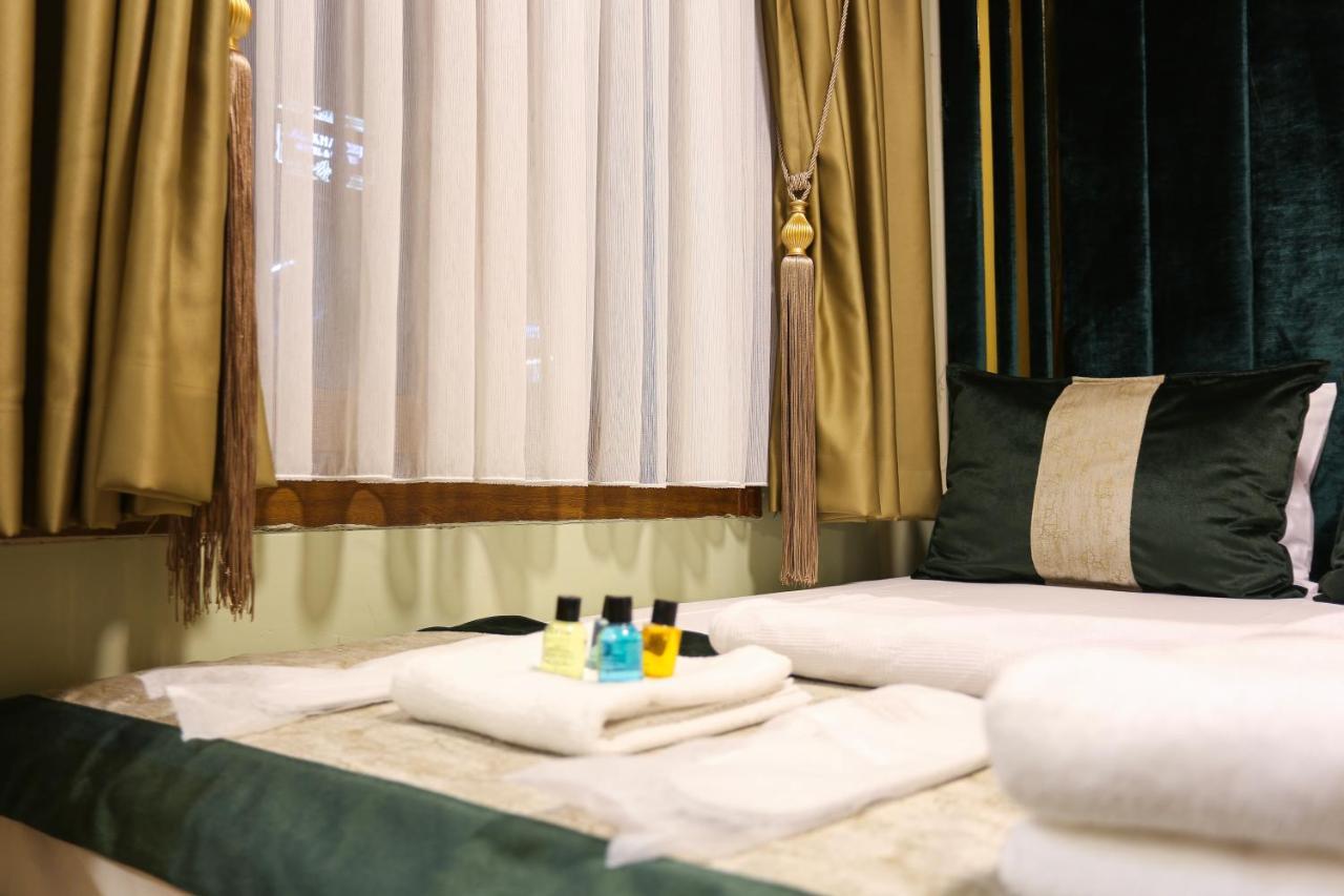 Whitemoon Hotel Suites Taksim Istanbul Exteriör bild