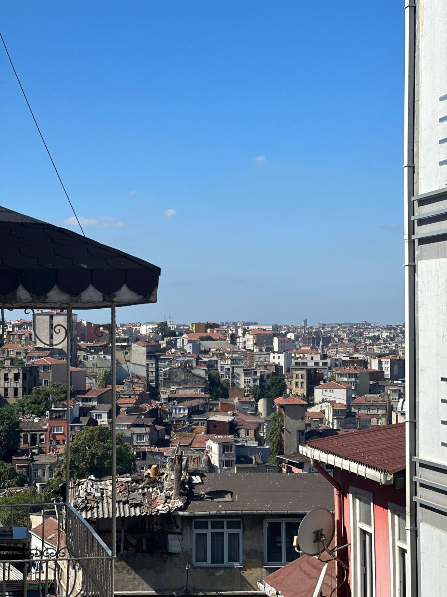 Whitemoon Hotel Suites Taksim Istanbul Exteriör bild