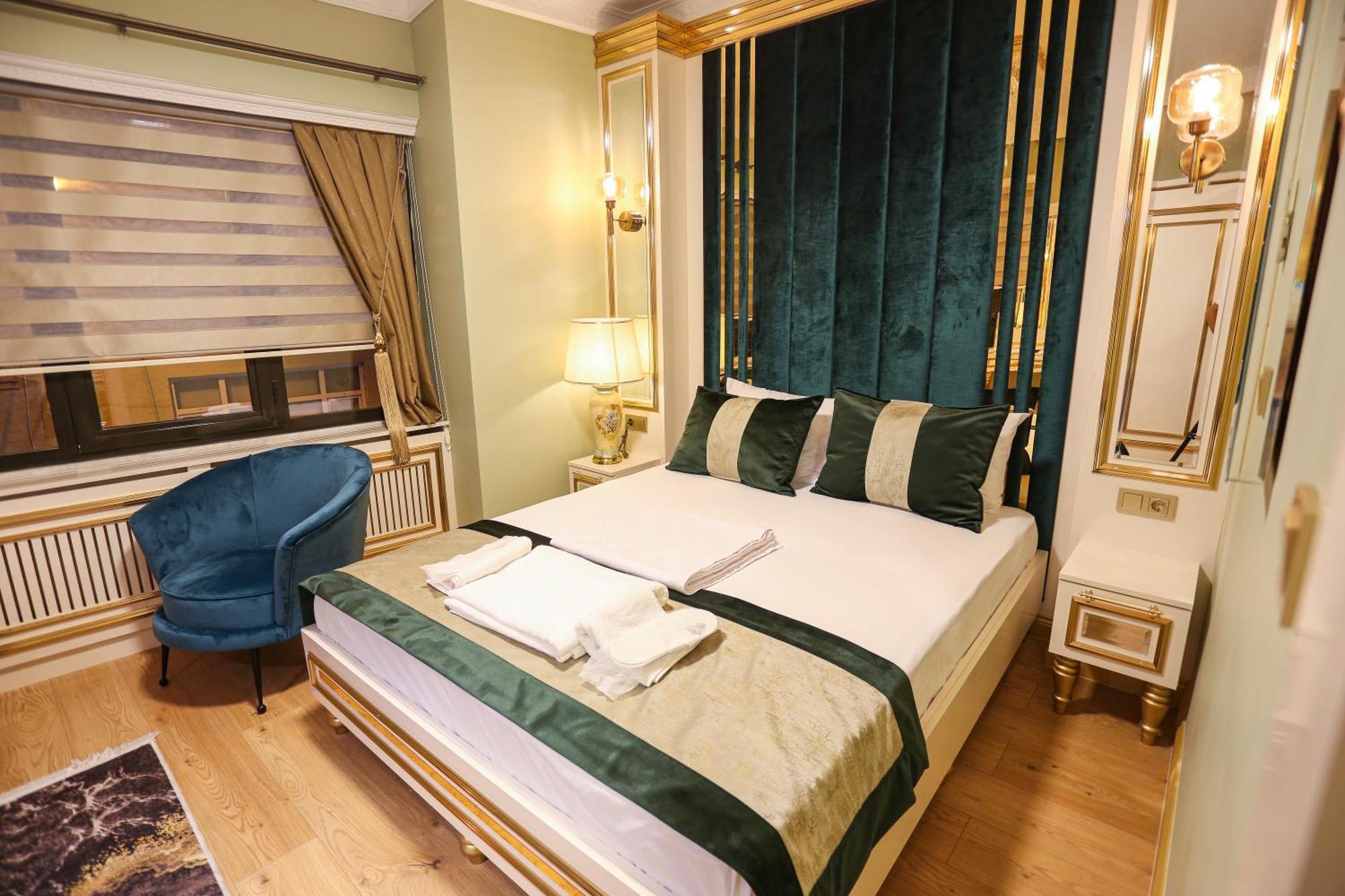 Whitemoon Hotel Suites Taksim Istanbul Exteriör bild